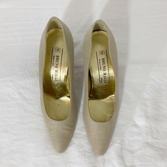 Bruno Magli Pumps 7.5 AA - Picture 3 of 8